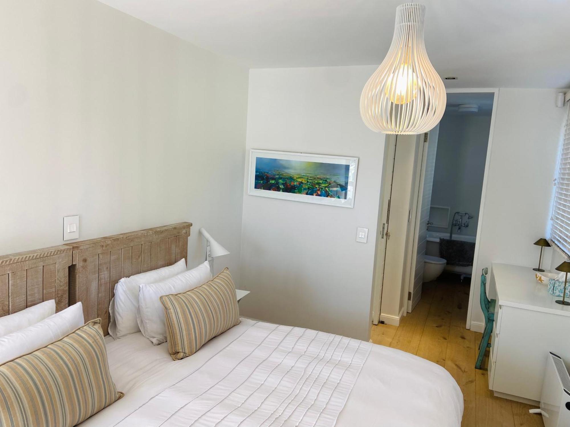 Moonshine - Two Bedroom House With Inverter Holiday home Cape Town